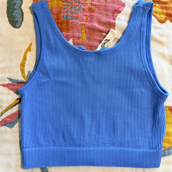 Divided Blue Ribbed Tank Top - Picture 3 of 3